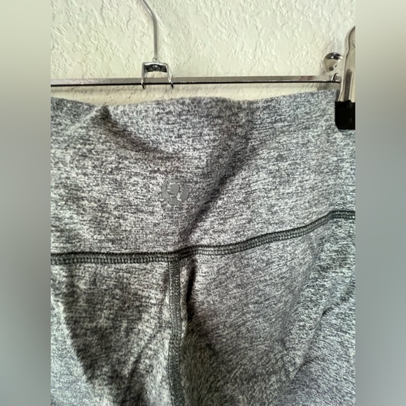 Lululemon Wunder Under Crop GREY SIZE 6 797 - Picture 5 of 6